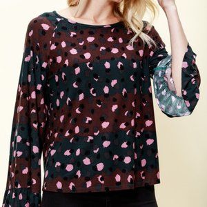 ABSTRACT ANIMAL PRINT BELL SLEEVE RUFFLE DETAIL
